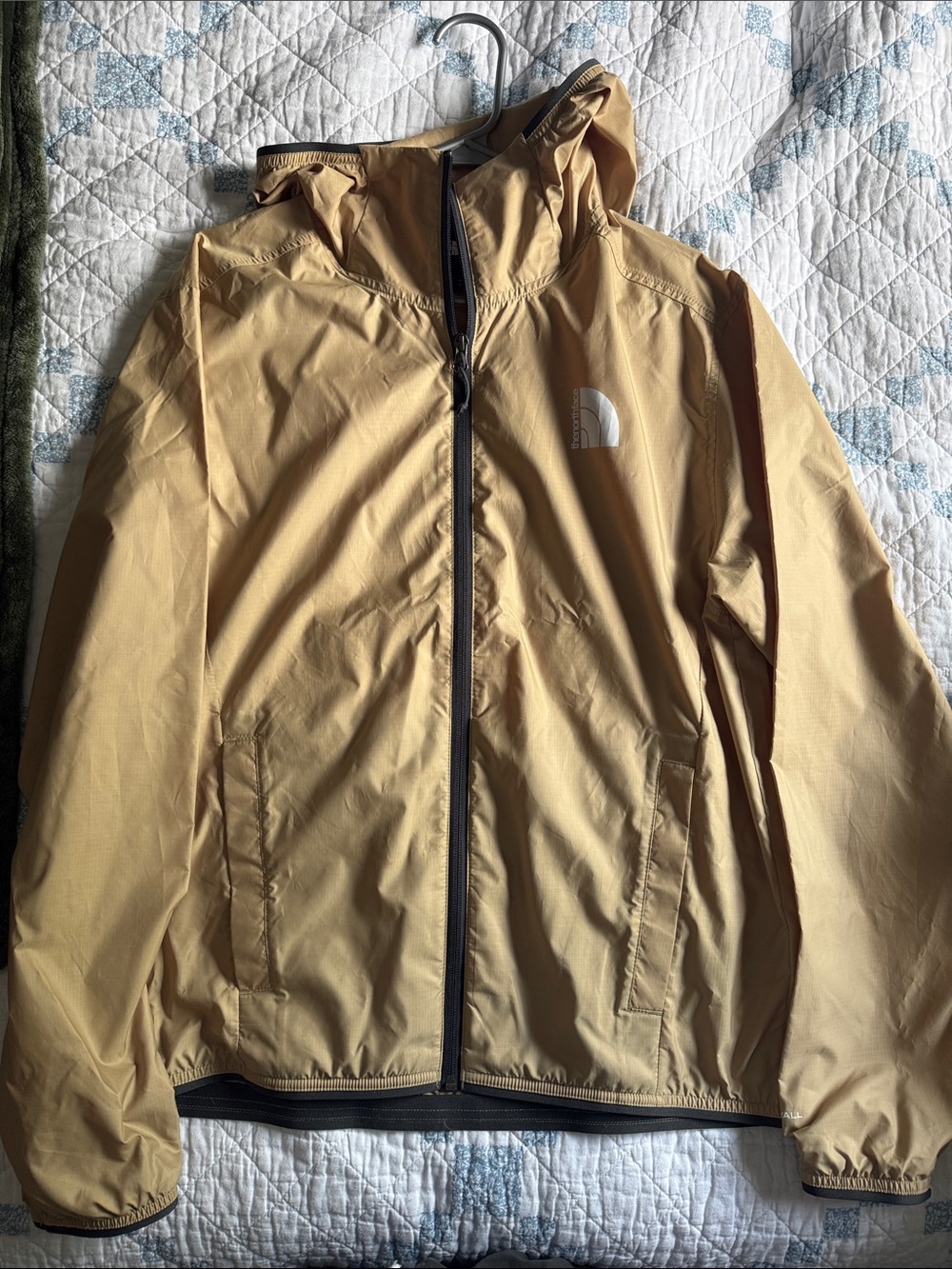 The North Face Men’s Hooded Windbreaker